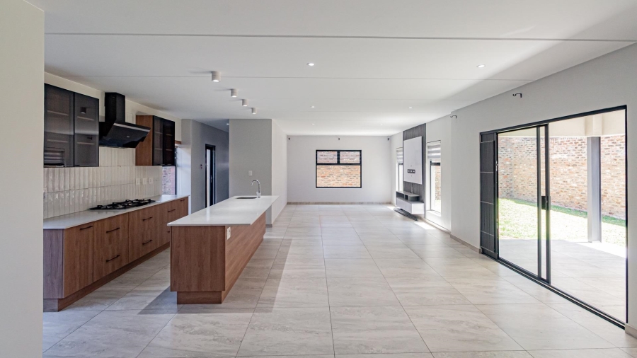 3 Bedroom Property for Sale in Carlswald Gauteng