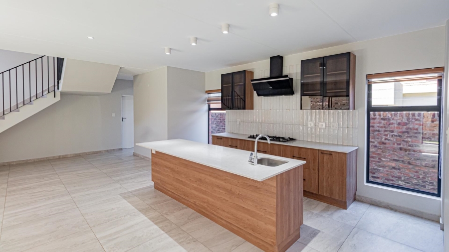 3 Bedroom Property for Sale in Carlswald Gauteng