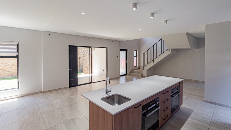 3 Bedroom Property for Sale in Carlswald Gauteng