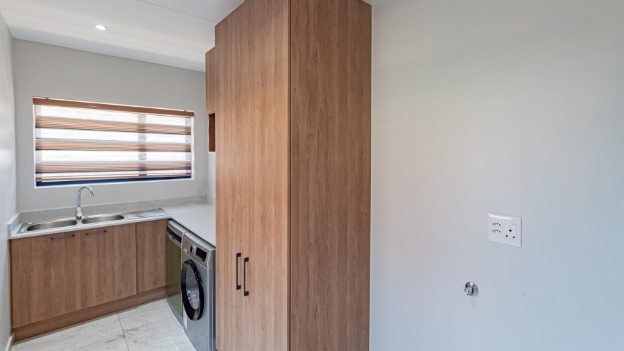 3 Bedroom Property for Sale in Carlswald Gauteng