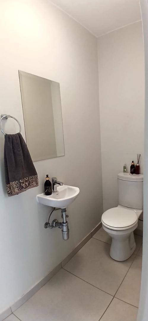 To Let 3 Bedroom Property for Rent in Broadacres Gauteng