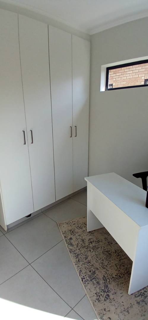 To Let 3 Bedroom Property for Rent in Broadacres Gauteng