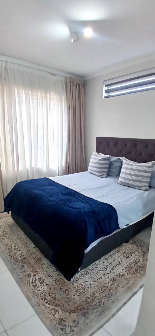 To Let 3 Bedroom Property for Rent in Broadacres Gauteng