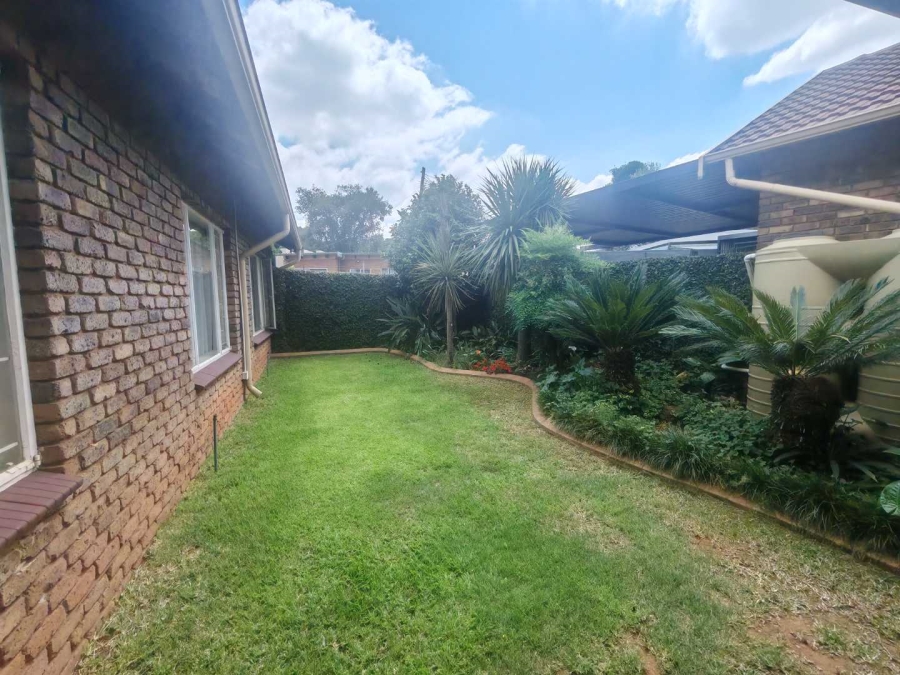 4 Bedroom Property for Sale in Hennopspark Gauteng