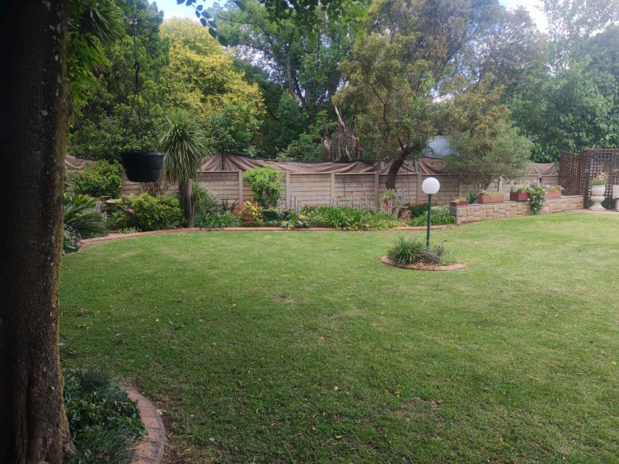 4 Bedroom Property for Sale in Hennopspark Gauteng