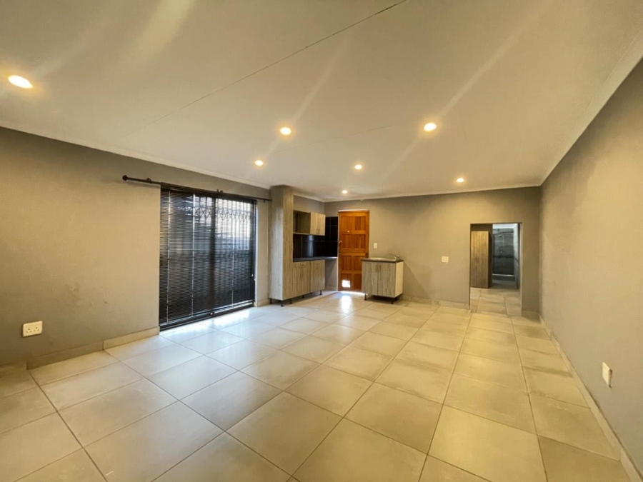 To Let 1 Bedroom Property for Rent in Birchleigh Gauteng