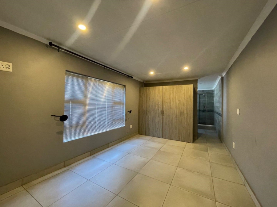 To Let 1 Bedroom Property for Rent in Birchleigh Gauteng