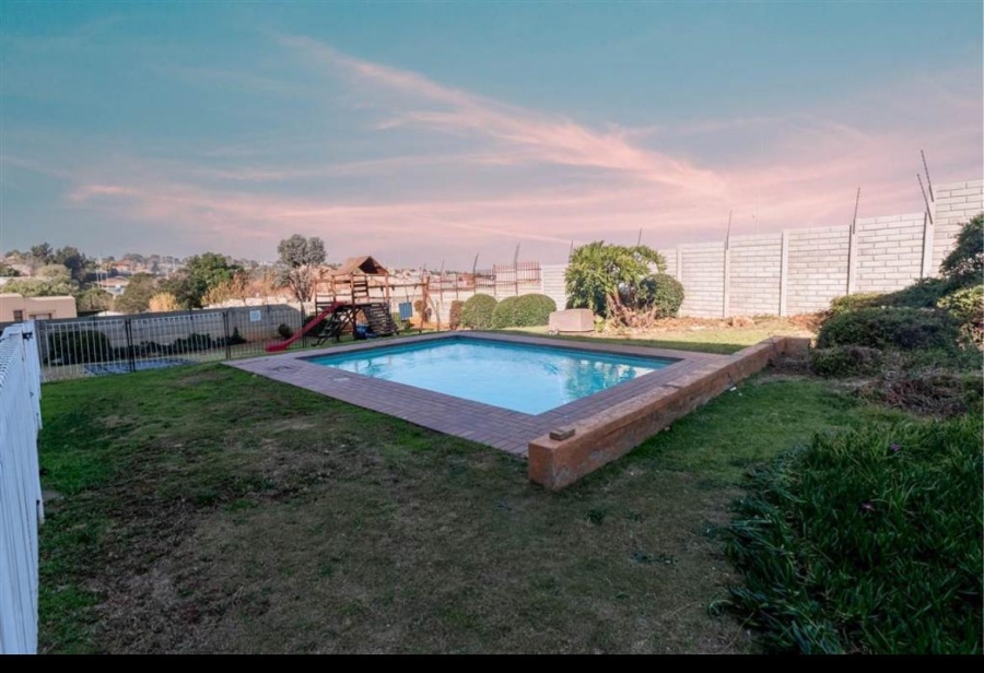 2 Bedroom Property for Sale in Winchester Hills Gauteng