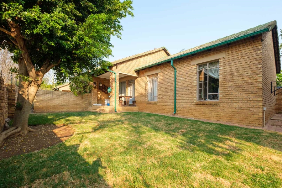 2 Bedroom Property for Sale in Moreleta Park Gauteng