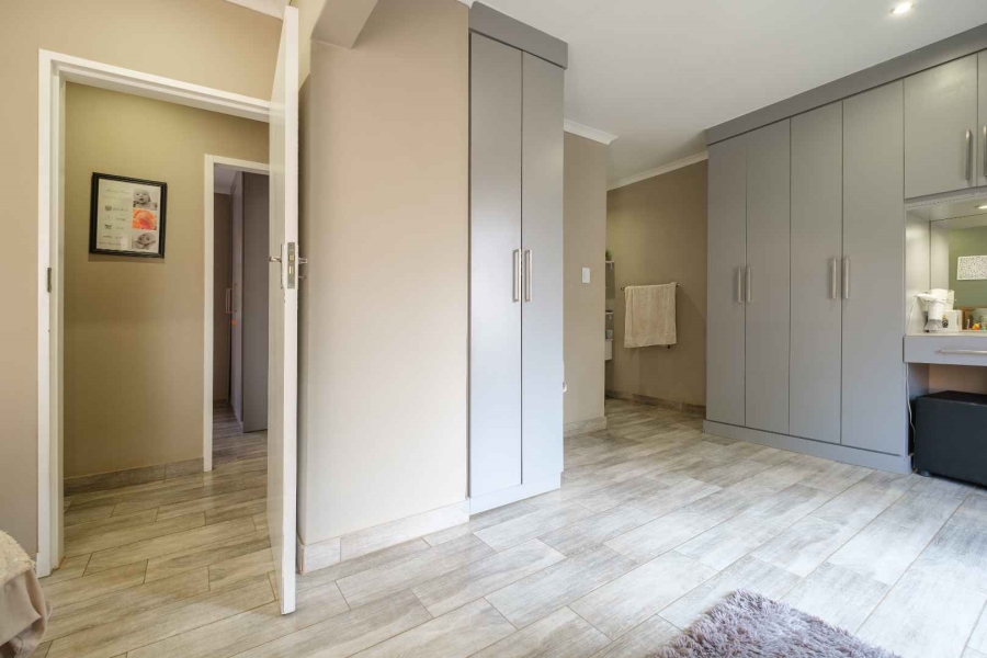 2 Bedroom Property for Sale in Moreleta Park Gauteng