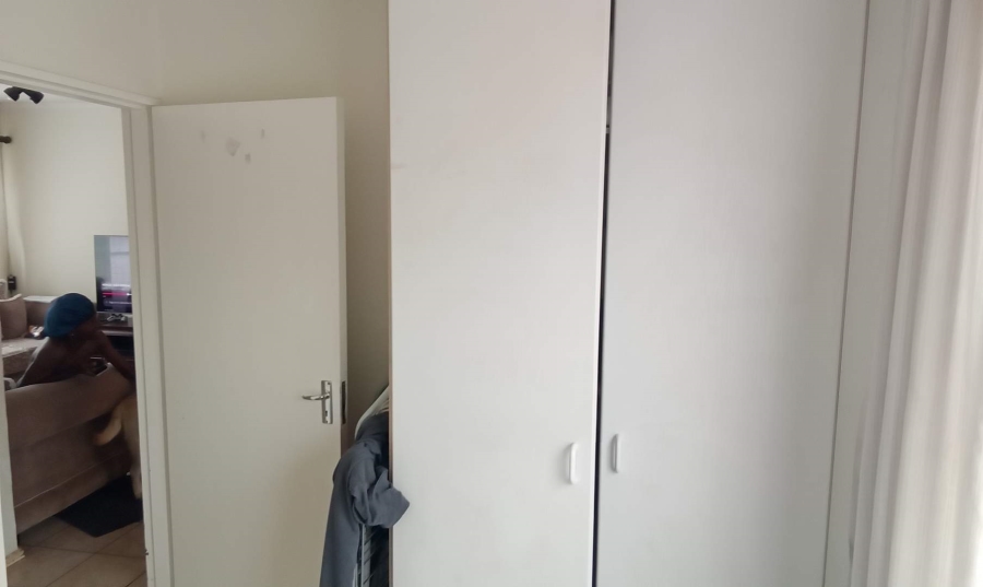 2 Bedroom Property for Sale in Wilgeheuwel Gauteng