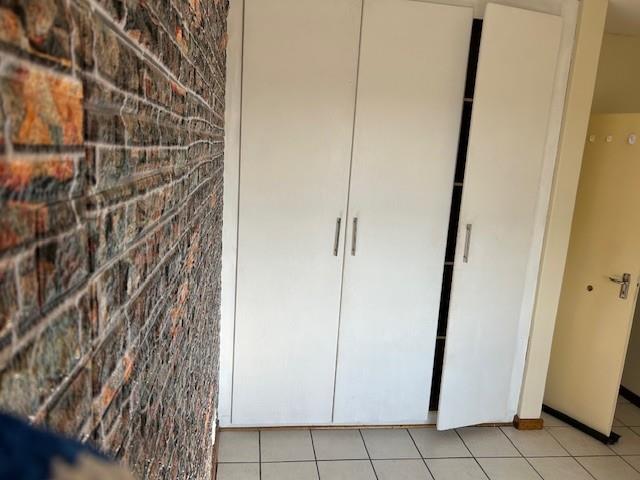To Let 1 Bedroom Property for Rent in Sundowner Gauteng