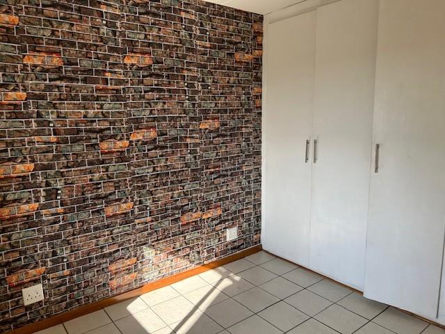 To Let 1 Bedroom Property for Rent in Sundowner Gauteng