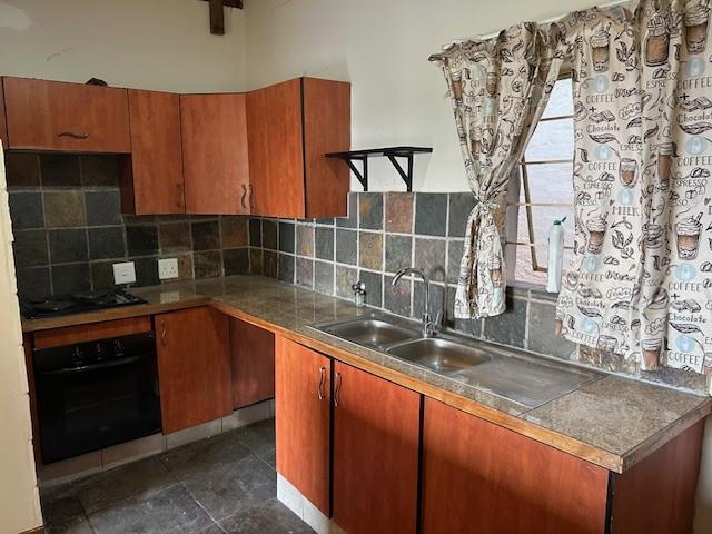 To Let 1 Bedroom Property for Rent in Sundowner Gauteng