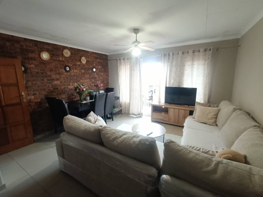 2 Bedroom Property for Sale in Zwartkop Gauteng