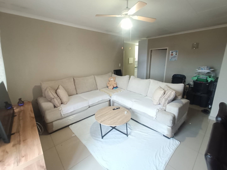 2 Bedroom Property for Sale in Zwartkop Gauteng