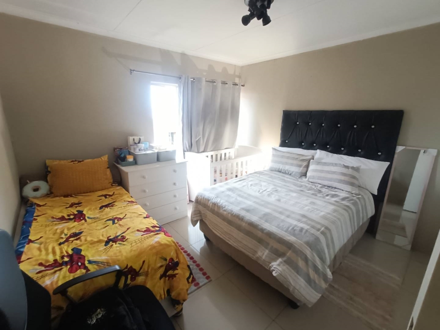 2 Bedroom Property for Sale in Zwartkop Gauteng