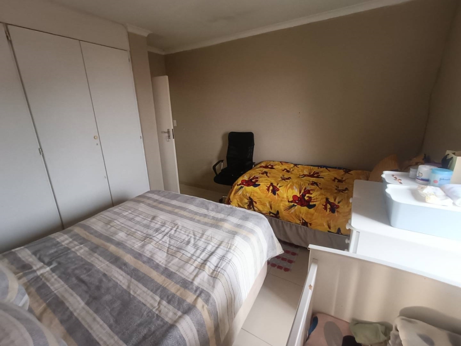 2 Bedroom Property for Sale in Zwartkop Gauteng