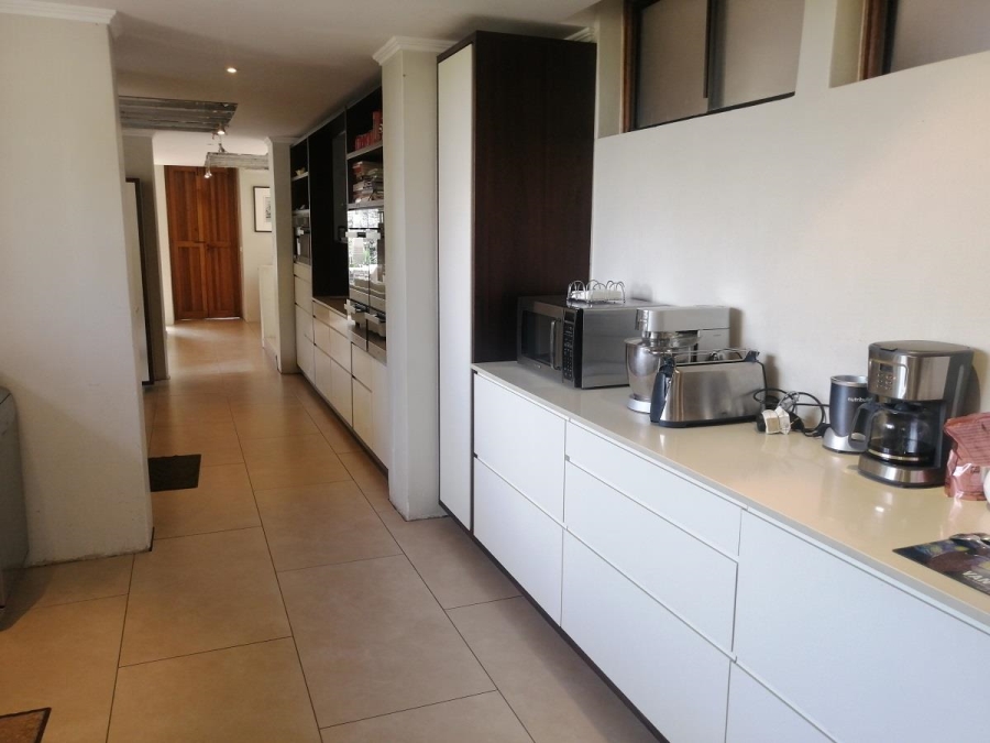 6 Bedroom Property for Sale in Morningside Gauteng