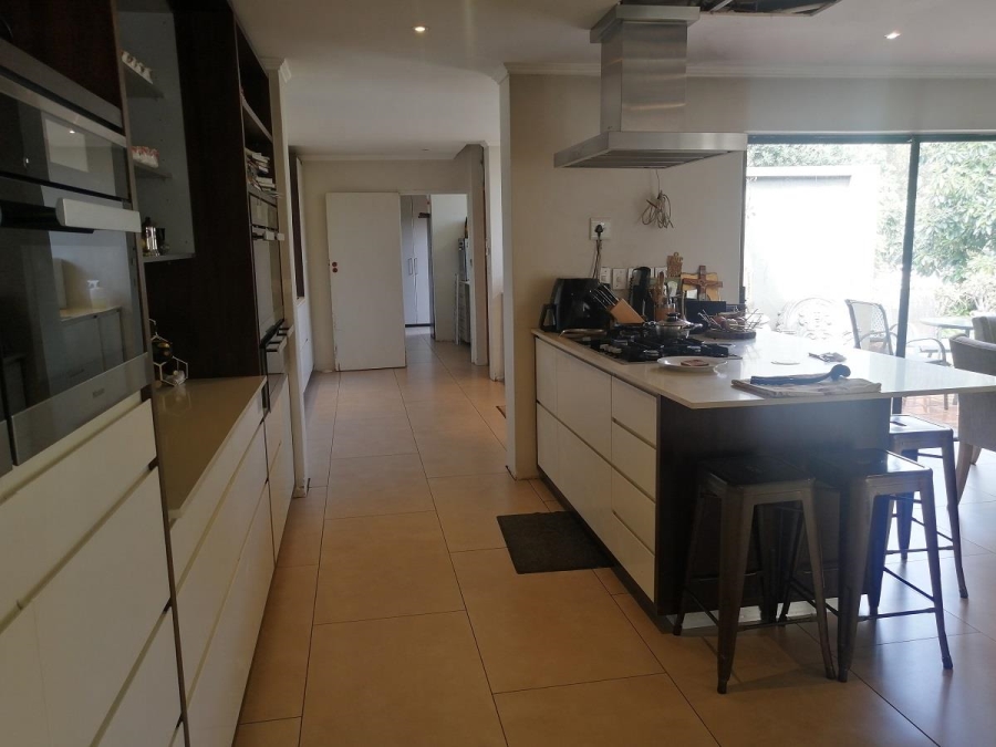 6 Bedroom Property for Sale in Morningside Gauteng