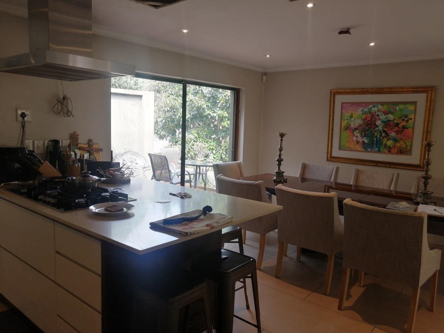 6 Bedroom Property for Sale in Morningside Gauteng