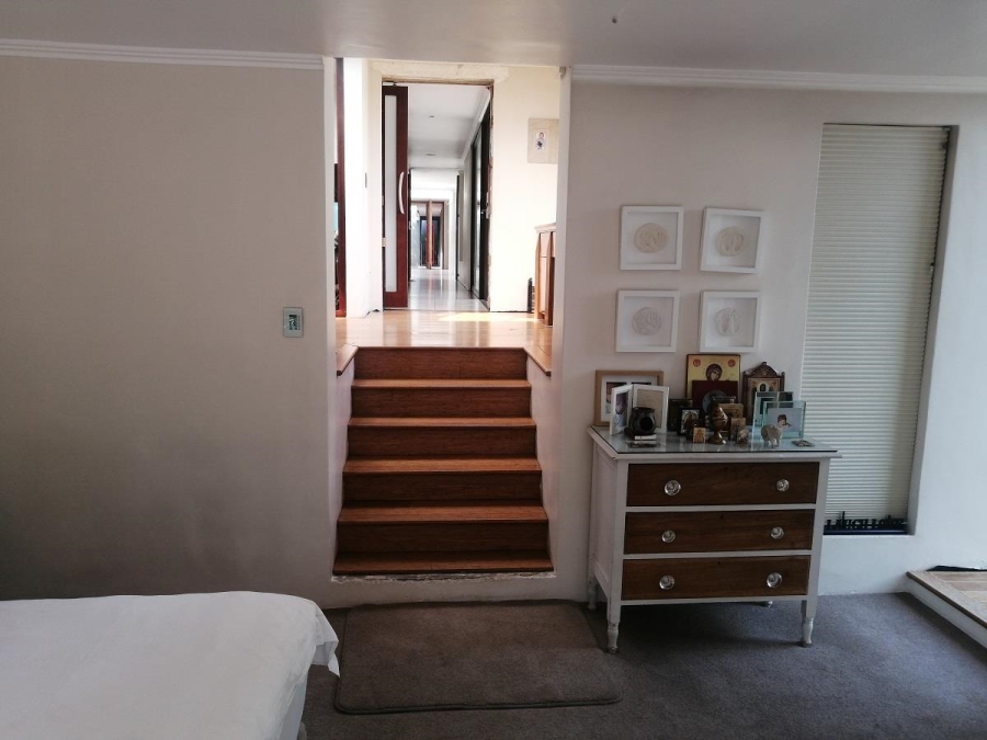 6 Bedroom Property for Sale in Morningside Gauteng