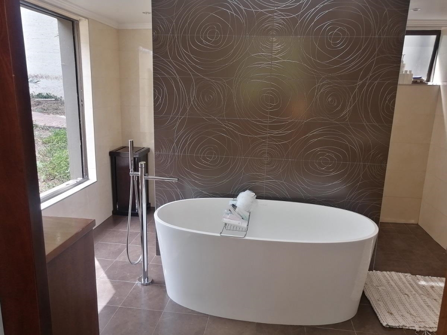 6 Bedroom Property for Sale in Morningside Gauteng