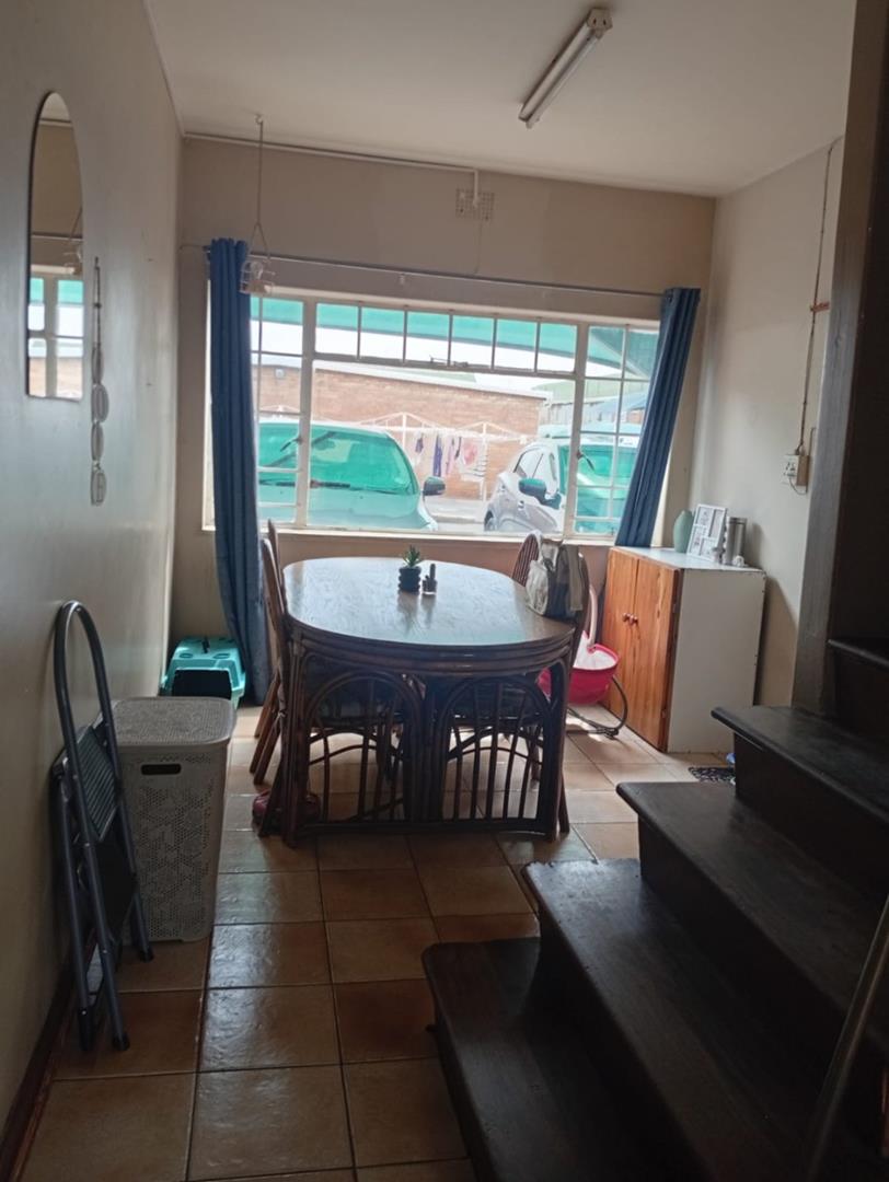 2 Bedroom Property for Sale in Rhodesfield Gauteng