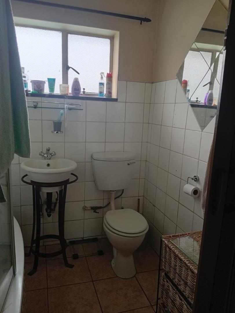 2 Bedroom Property for Sale in Rhodesfield Gauteng