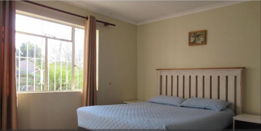 4 Bedroom Property for Sale in Linmeyer Gauteng