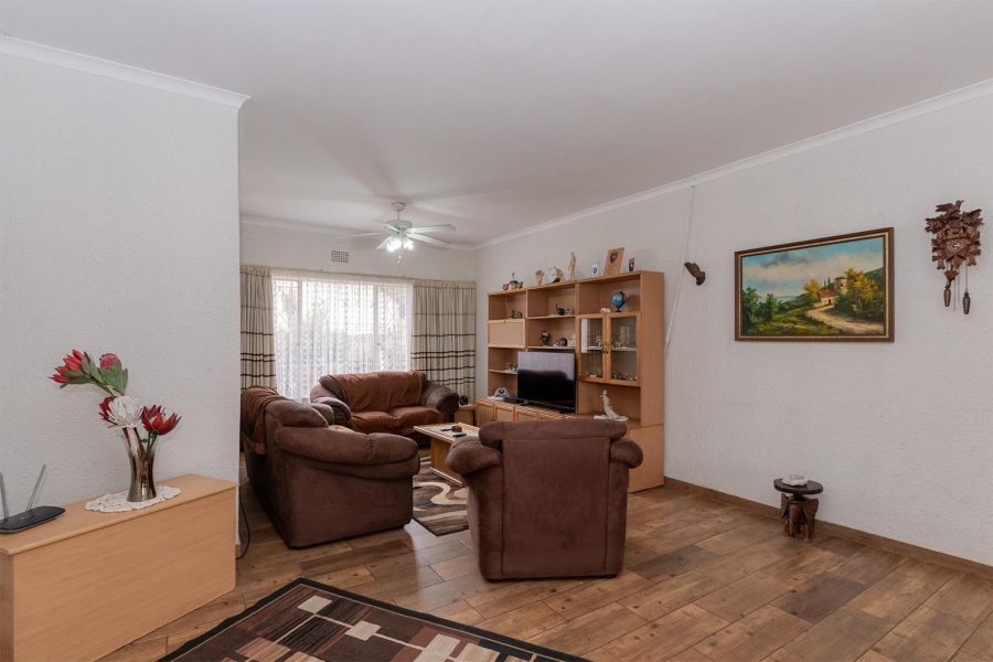 3 Bedroom Property for Sale in Esther Park Gauteng