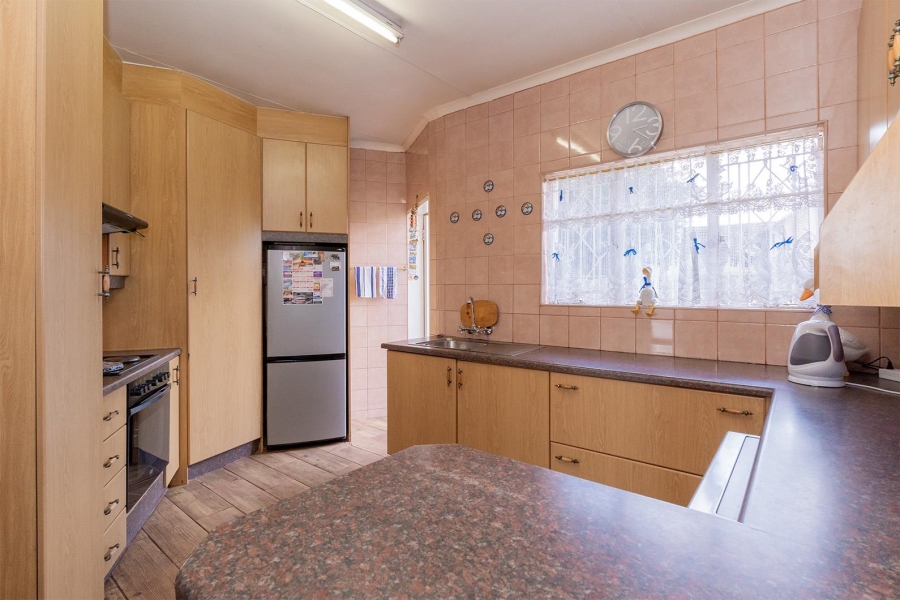 3 Bedroom Property for Sale in Esther Park Gauteng