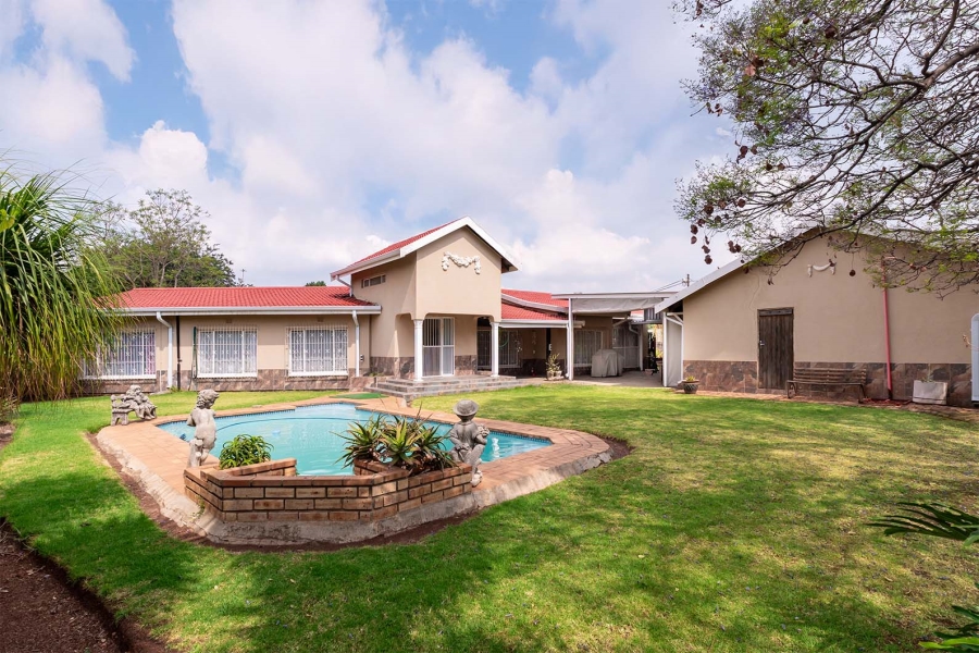 3 Bedroom Property for Sale in Esther Park Gauteng