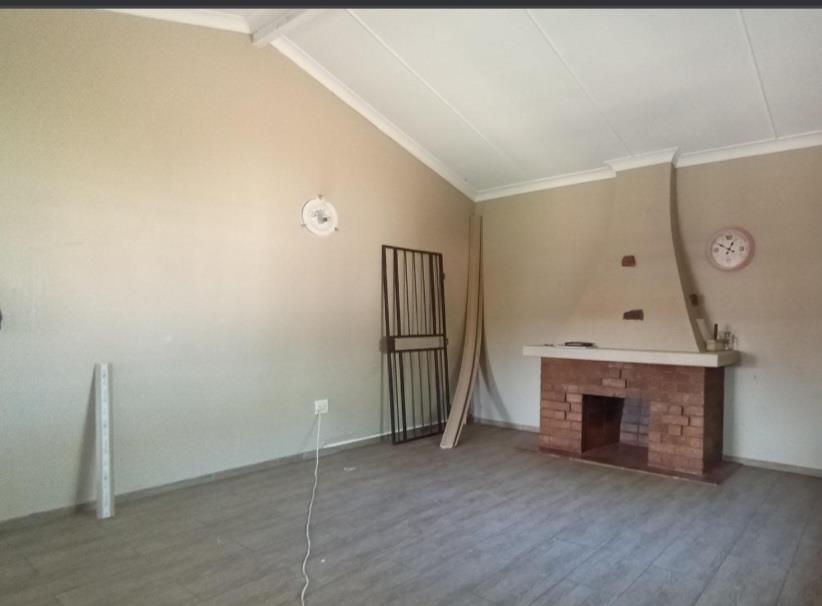 3 Bedroom Property for Sale in Pretoria Gardens Gauteng