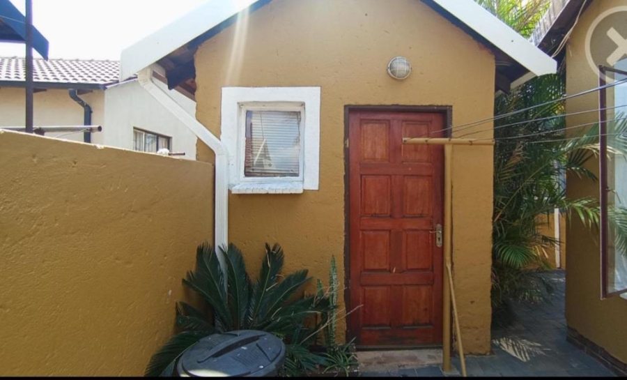 2 Bedroom Property for Sale in Soshanguve East Gauteng