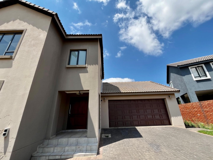 3 Bedroom Property for Sale in Olympus AH Gauteng