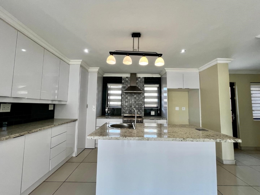 3 Bedroom Property for Sale in Olympus AH Gauteng