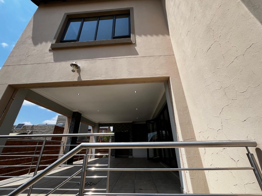 3 Bedroom Property for Sale in Olympus AH Gauteng