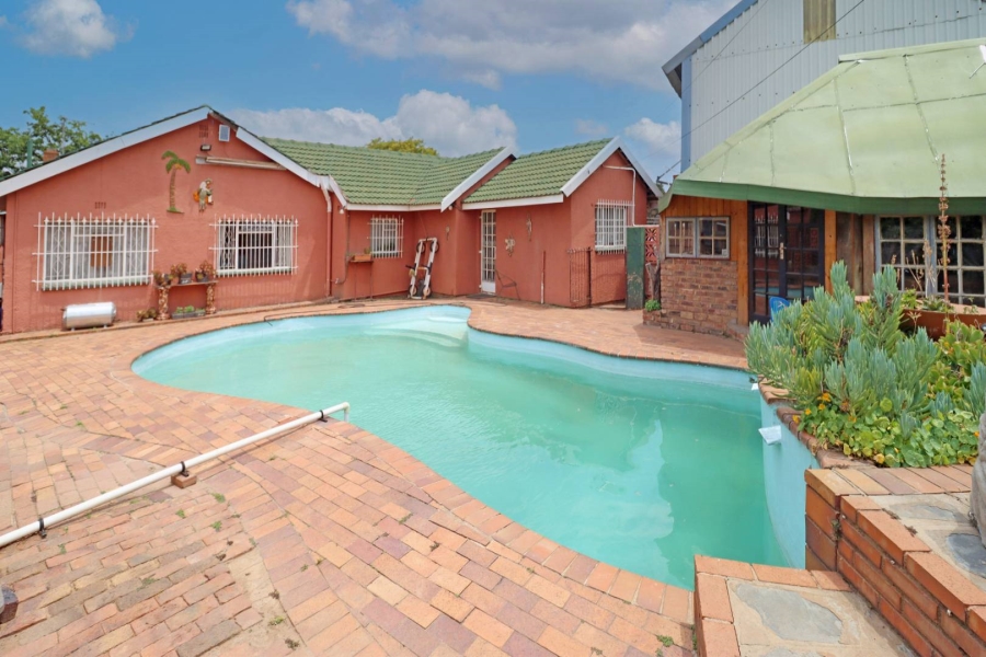 4 Bedroom Property for Sale in Berton Park Gauteng