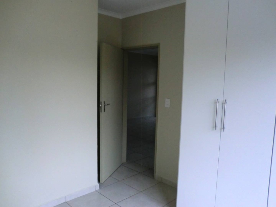 2 Bedroom Property for Sale in Norton Park Gauteng