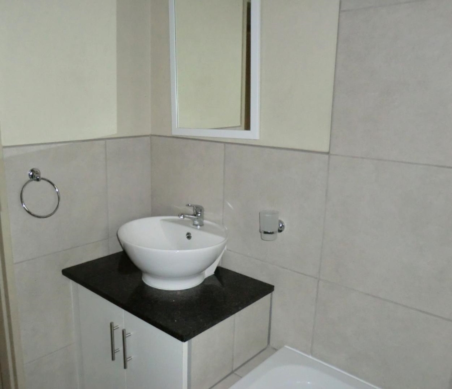 2 Bedroom Property for Sale in Norton Park Gauteng
