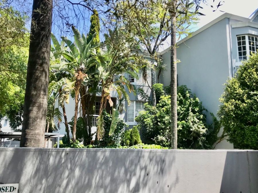 To Let 2 Bedroom Property for Rent in Illovo Gauteng