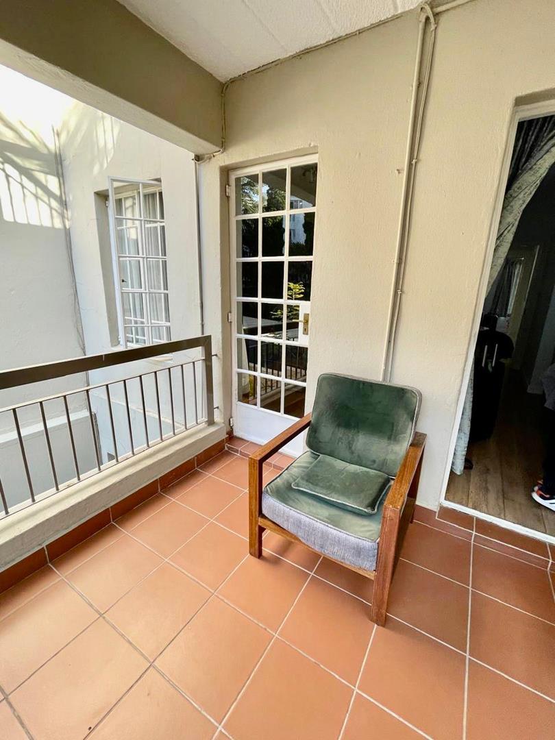 To Let 2 Bedroom Property for Rent in Illovo Gauteng