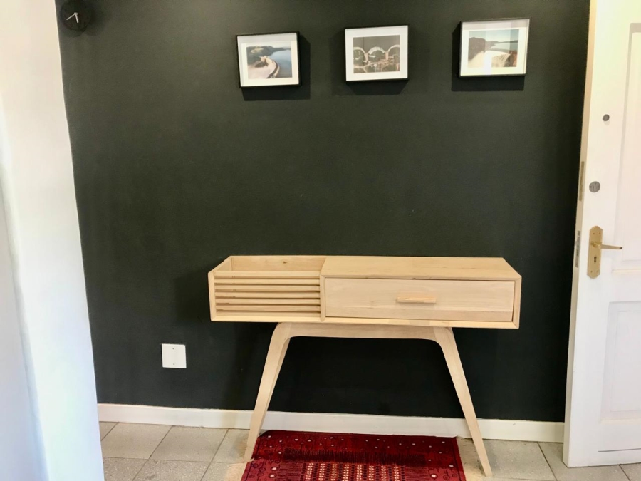 To Let 2 Bedroom Property for Rent in Illovo Gauteng