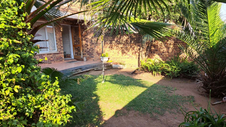 To Let 2 Bedroom Property for Rent in Ferndale Gauteng
