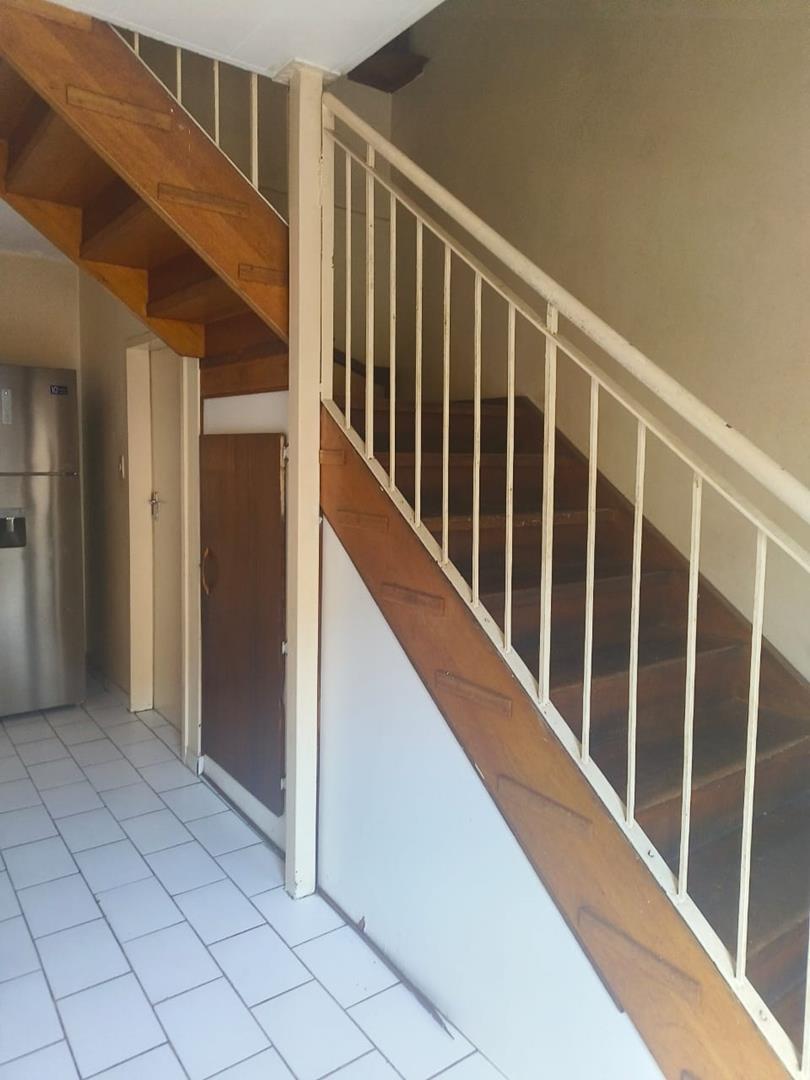 3 Bedroom Property for Sale in Queenswood Gauteng