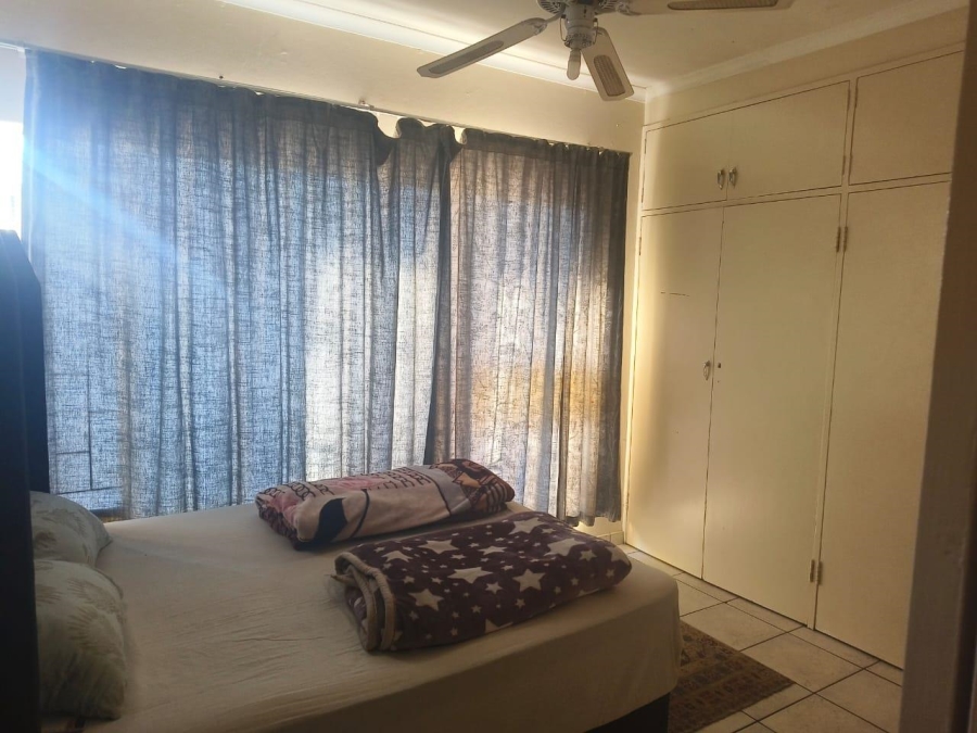 3 Bedroom Property for Sale in Queenswood Gauteng