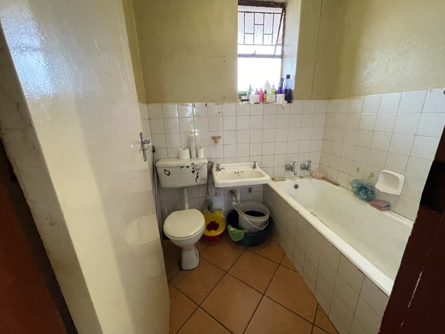 2 Bedroom Property for Sale in Pretoria West Gauteng