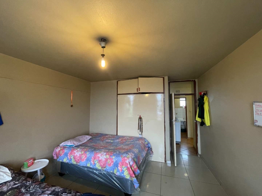 2 Bedroom Property for Sale in Pretoria West Gauteng