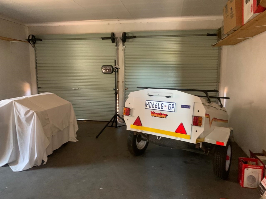 2 Bedroom Property for Sale in Birchleigh North Gauteng